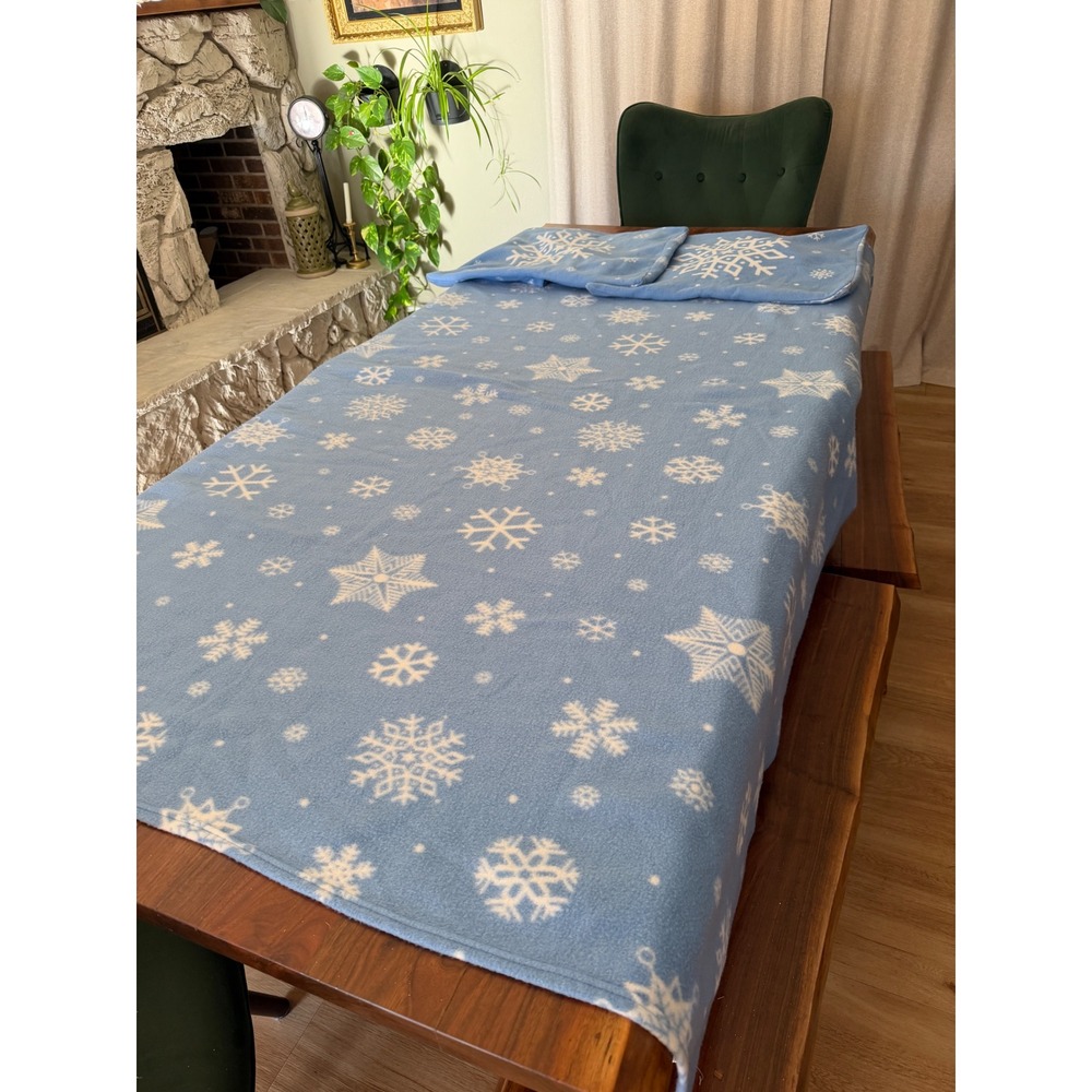 Blue Snowflake Fleece Blanket and Pillowcase Set Winter Holiday Bedding